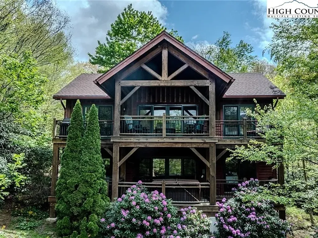 Blowing Rock Nc 28605 two