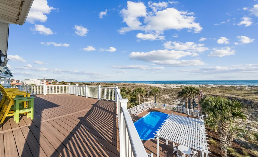 1327 Ocean Blvd W, Holden Beach, Nc 28462 three