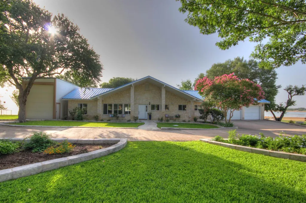 602 Golden Beach Drive, Buchanan Dam, Tx six
